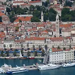 Magnolia Luxury Split